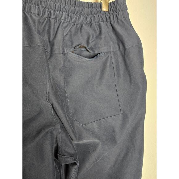 Lululemon True Navy Utilitech Bowline Pants Men's Large - Picture 5 of 9